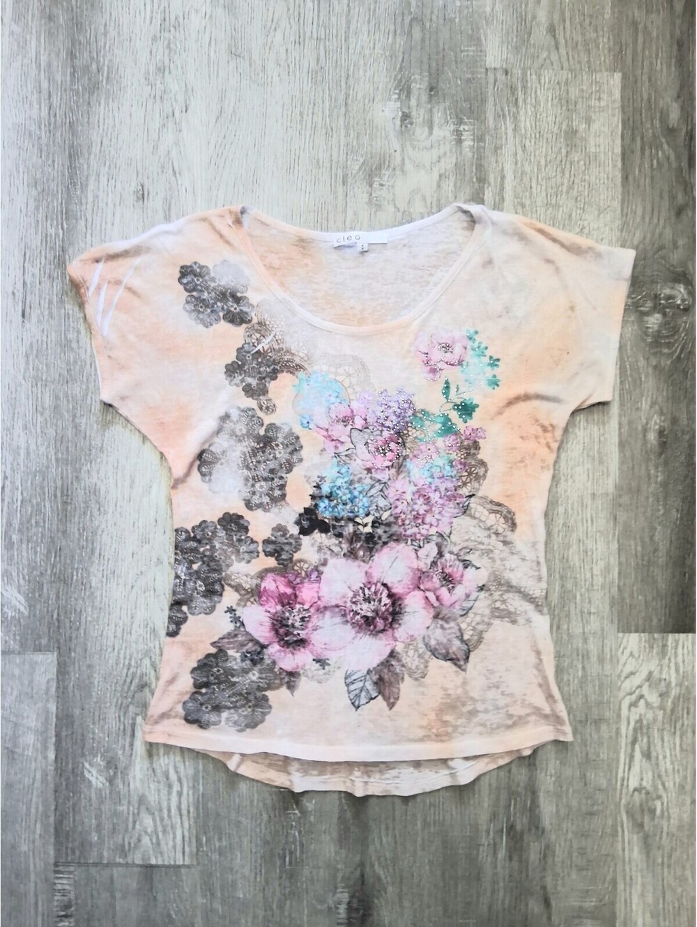Y2K Cleo Women's Size M Floral Burnout Embellished Peach Tee Made in USA T-Shirt